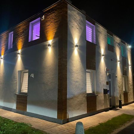#4 Tgha Luxury One Bedroom Apartment In Athlone Bagian luar foto