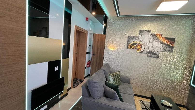 #4 Tgha Luxury One Bedroom Apartment In Athlone Bagian luar foto